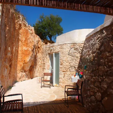 Trulli Sant'anna Villa *